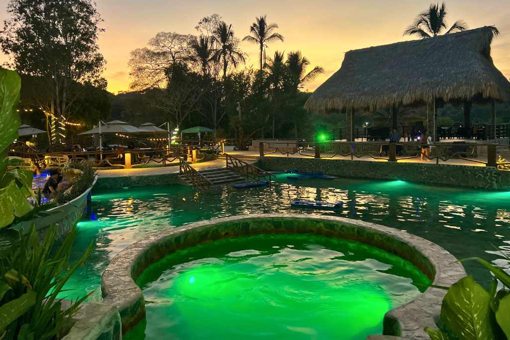 Termales La Montaña – Hot Springs